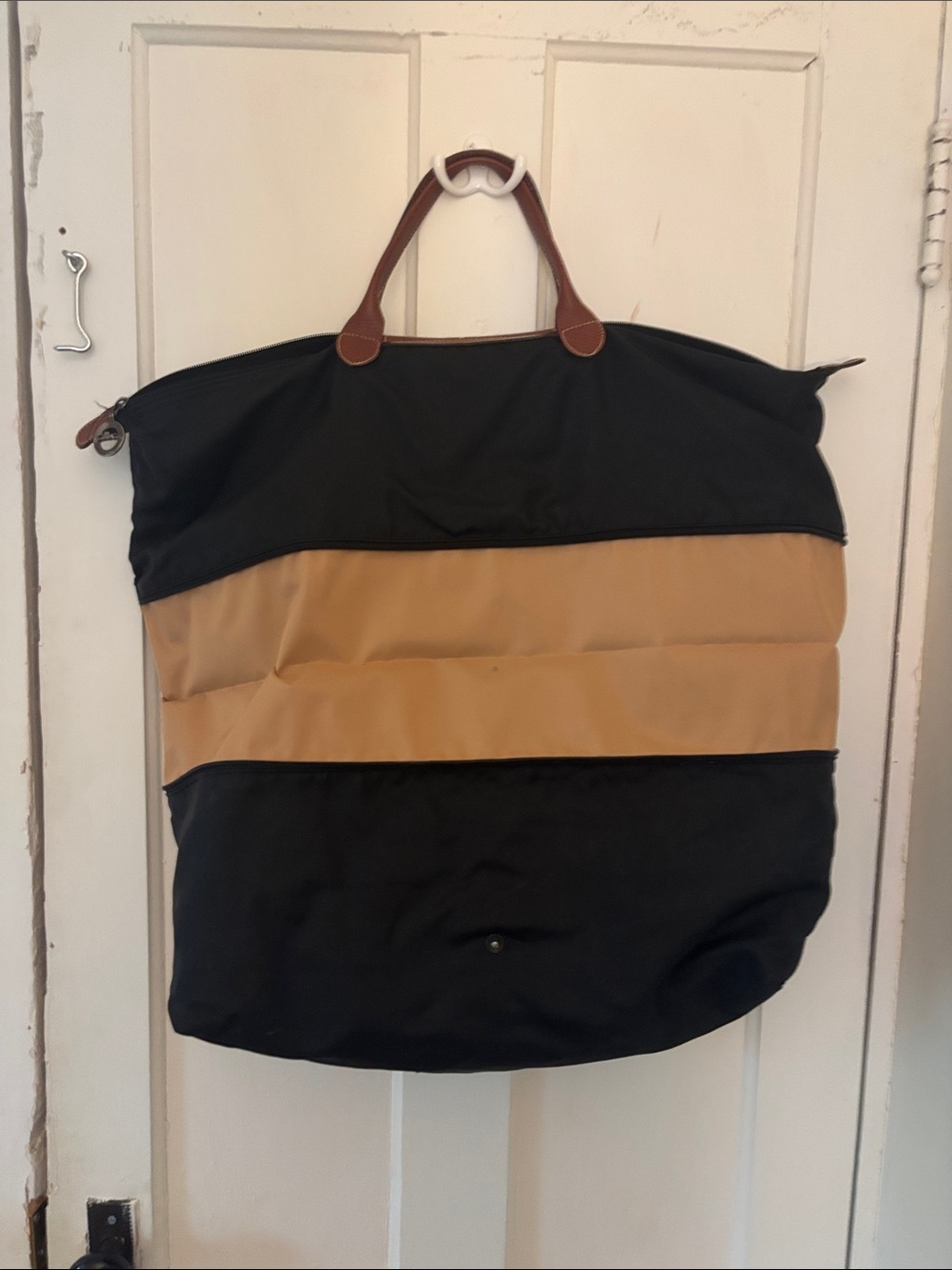 Longchamp Expandable Pliage Travel Tote with Brown Leather Trim - Picture 9 of 9